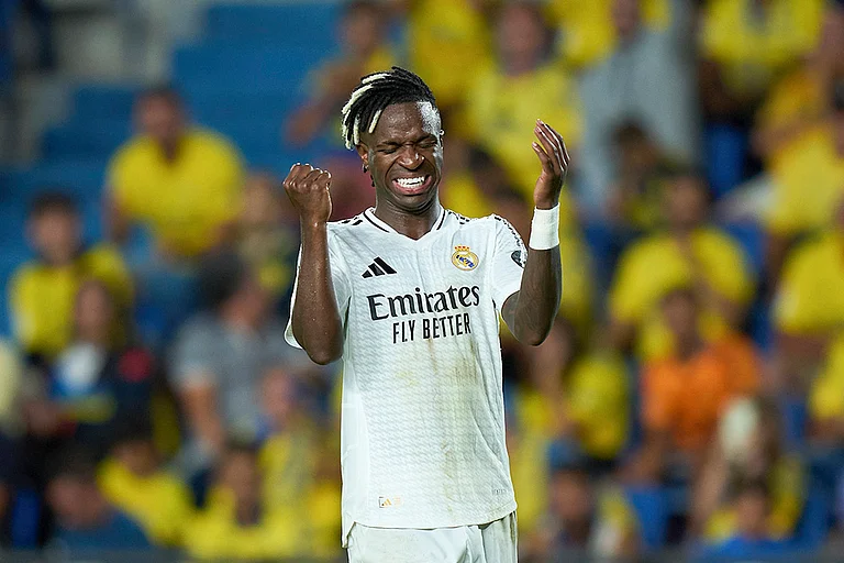 La liga 2024-25: Real Madrid's Vinicius Junior reacts after missing a chance to score against Las Palmas - | Photo: AP/Gabriel Jimenez
